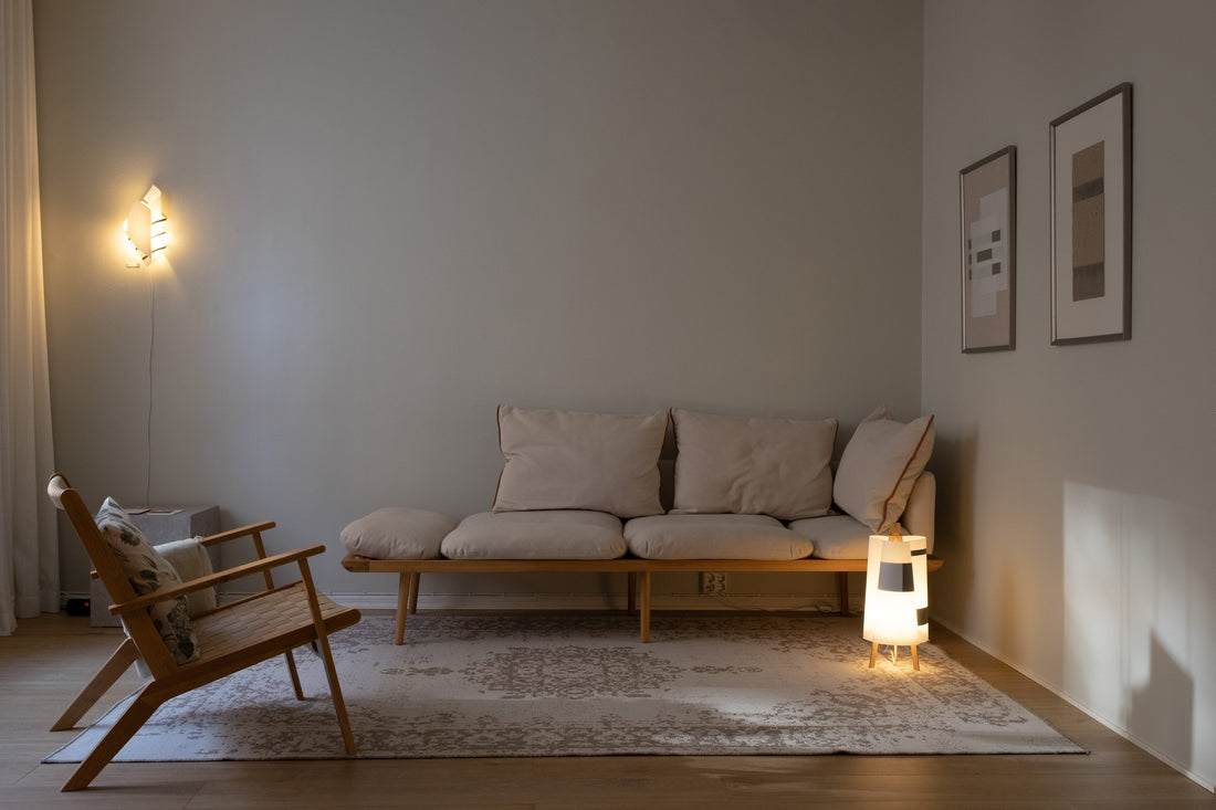 Crafting Glow — Paper, Culture and the Language of Light